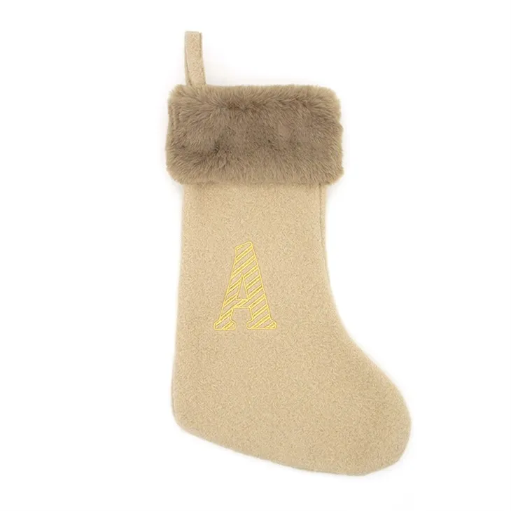 hosanau nadolig cychwynnol